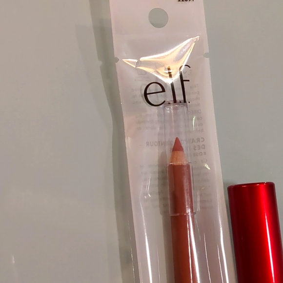 Smashbox & ELF Eye & Lip Kit - Picture 3 of 5